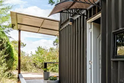 Image de Nido Alto in Constanta, Container house in the highlands