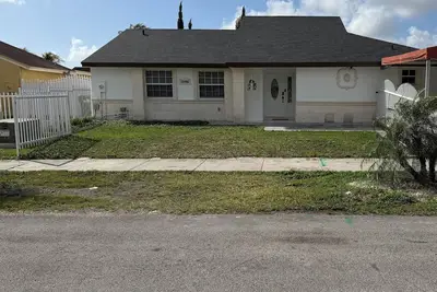 Image de Spacious 4br Miami Home with Pool Perfect for Families & Groups