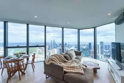 Image de Puddings Home Sky City & Sea Views 3br Pool Gym