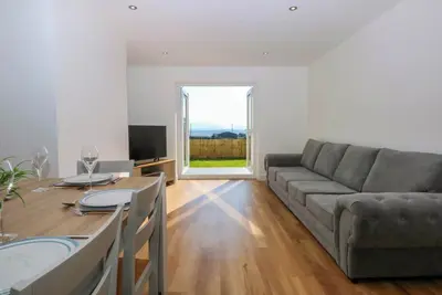 Image de Golygfa, pet friendly, with hot tub in Llangefni