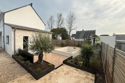 Image de Maison neuve avec piscine à 200m de la mer.