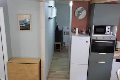 Image de appt rénové en 2025 centre ville  Cauterets 6 pers 400m des remontées mécaniques