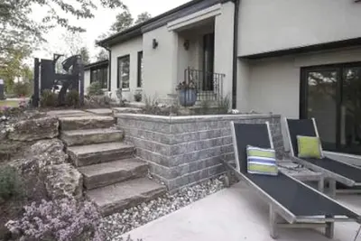 Image de Unique Vacation Rental Suite with a Patio in Terra Cotta, Ontario