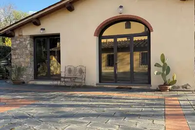 Image de Michelangelo cottage with garden near Florence