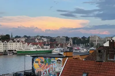 Image de Panoramic sea view with balcony / Historic Old Town