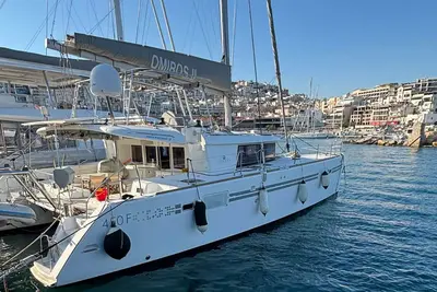 Image de Sun-Kissed Sailing Adventure in Islas Sarónicas