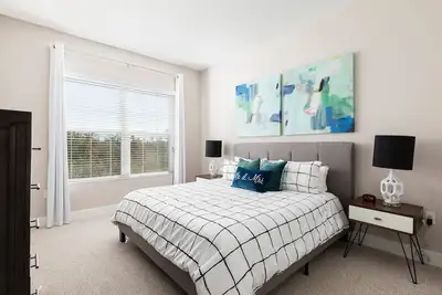 Image de ★ 4 Br 4 Ba Villa | 5min→Disneyworld |1804ft²| Gym