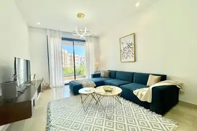 Image de New: bright and luxurious 2bds in Rd Malaga B10