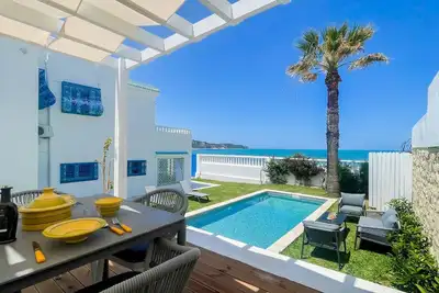 Image de The Sea House beach front villa with pool