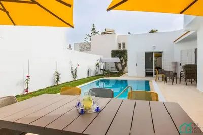 Image de Très charmante villa avec piscine à  5mn de la mer