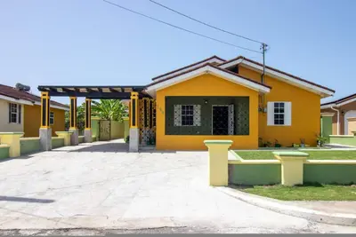 3 BedRmOasis | Pool | Gym | Playground