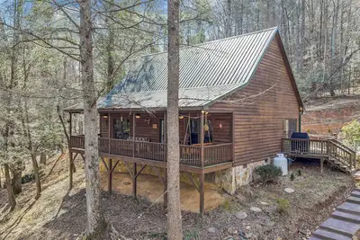 Image de The Roaring River Cabin