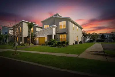 Image de Fabulous Villa 5Bd Pool   Spa - Next to Disney 611