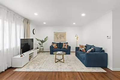 Image de 3br Home Near Nyc, King Bed, Private Parking, Near MetLife Stadium