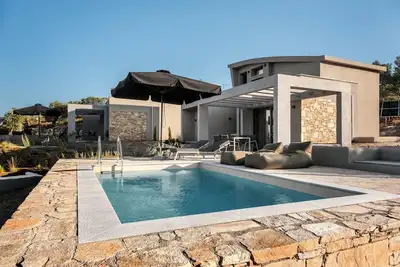 Image de Duplex Villa Ondessa, Private Pool, Spacious Furnished Terrace, Thassos