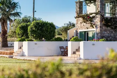 Image de Sea Front Villa Seravine, Divine Sea Views, Private furnished Terrace, Shared.