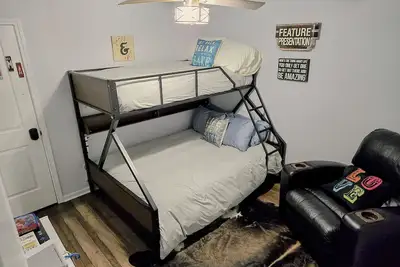 Image de Lake Texoma Getaway 7br w/Pavilion Sleeps 16, fishing groups, large families