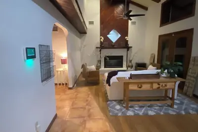 Image de Sleeps 16 | Large Group Retreat Near Tampa & Lakeland | 5 Acre Home