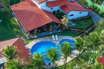 Image de Luxury Villa in Cumbuco | Private Pool | Deck with Bbq + Billiards | 50m from the Beach