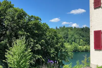 Image de Tranquil 2-bedroom apartment with sea-view in adorable Luzern neighborhood