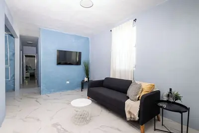 Image de Spacious & Comfortable 2br Home for 4