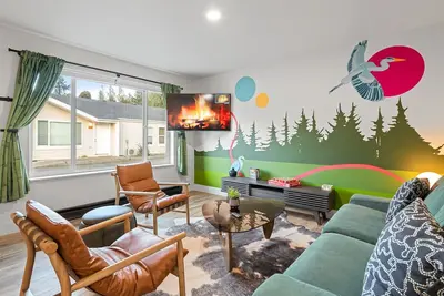 Image de Perfectly located Home w/ Spa & Mini Golf