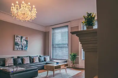 Image de Central Vista Retreat | Modern City Centre Apartment | Sleeps 6