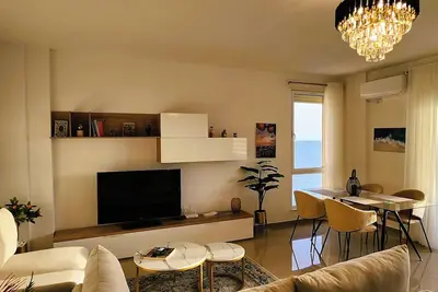 Image de Experience a fantastic stay at Dolce Vita apartment, right next to the beach!