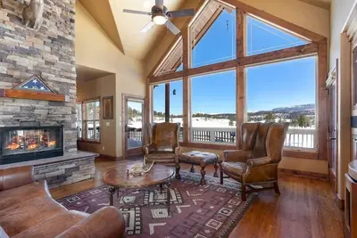 Image de Alpine Lakes Lodge, 35 Acres+Dogs+Kids+Sleeps8