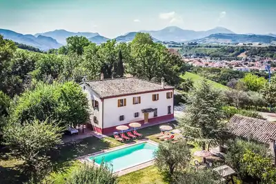 Image de Magnifique maison à Pergola