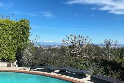 Image de Peaceful Oasis with pool in Rolling Hills