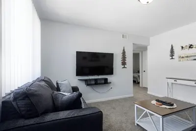 Image de 4867  2br  apt/15 minutes from airport/Downtown