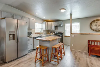 Image de Mountain Basecamp Near Red Rocks