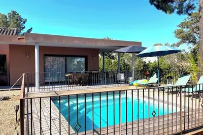 Villa Sous Le Pin - 2 Ch - Piscine