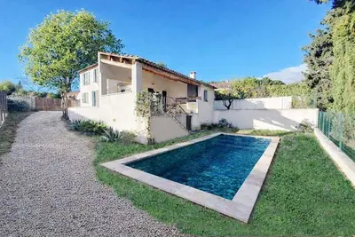 Image de Maison au Pied du Luberon