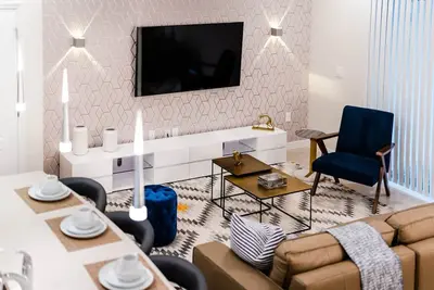 Image de Premium 5-Bed Townhome, Themed, Perfect Location