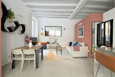 Image de Cozy loft, in the heart of Isola and a stone's throw from Bosco Verticale