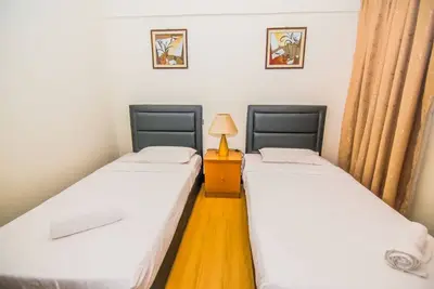 Image de Marina Travellers Suite Marina Court