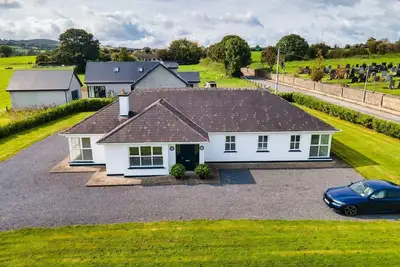 Image de Mitchelstown  - Spacious 4 Bed/2 Ens. Bungalow Close to all Amenities