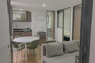 Image de Centrally located apartment near airport, terminal, Us Embassy