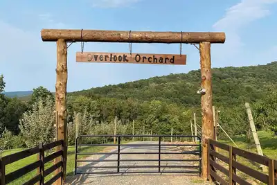 Image de Orchard w/Creek, Fish Pond, Private Trails & More