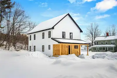 Image de Modern Ludlow Home | Walk to Village | 5 Min Okemo