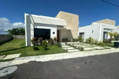 Image de 3br Tropical villa near Downtown