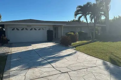 Image de Villa 8 Lakes - Cape Coral