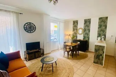 Image de \"Americo\" Joli 3 pièces climatisé, wifi, Quartier Haut!