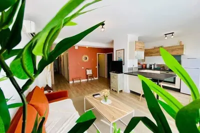 Image de \"Sienne\" Superbe T4 climatisé à 2 pas des Halles!