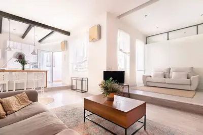 Image de Waou Seville Center X