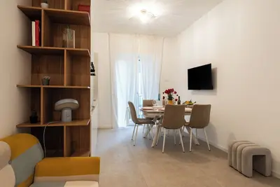 Image de Garibaldi 23 Central Apart Trilo by BarbarHouse