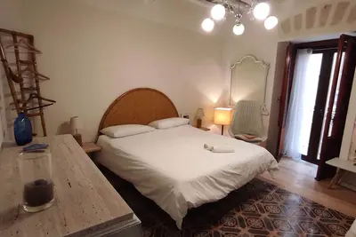 Quiet apartment in historic center