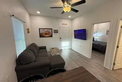 Image de Historic Broad St Apt 8 in Upton’s Confectionery